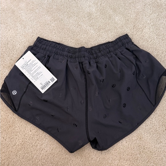 Lululemon hotty hot shorts. Size 10. Embossed logo - Picture 3 of 3